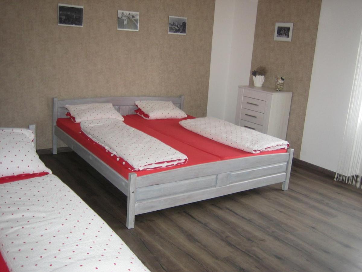 Apartmany Polepy Exterior foto